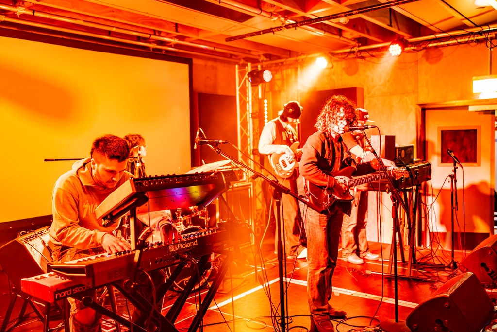 54138338183 2A93f6b878 B